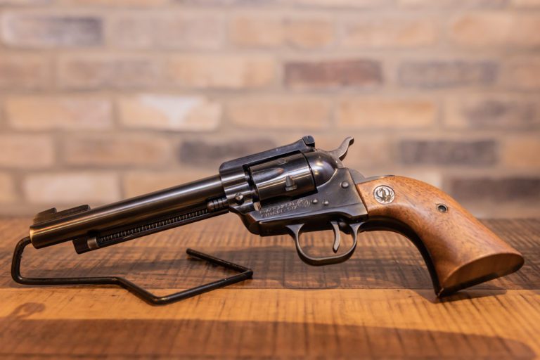 Ruger.22 Cal Single Six (3 of 4)
